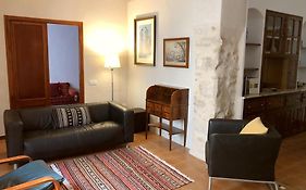 Casa Teto, Ideal Families I Grups